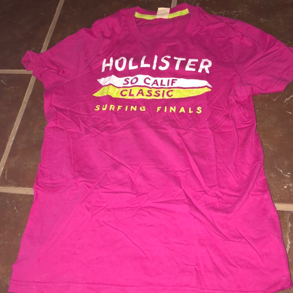 Hollister T-Shirt